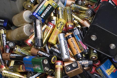 泽库泽曲钴酸锂电池回收价格-纯钴锂电池回收-[高价动力电池回收]
